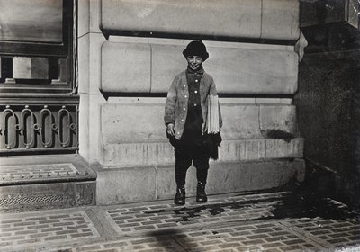 Garçon de journaux, 1909 - Lewis Wickes Hine